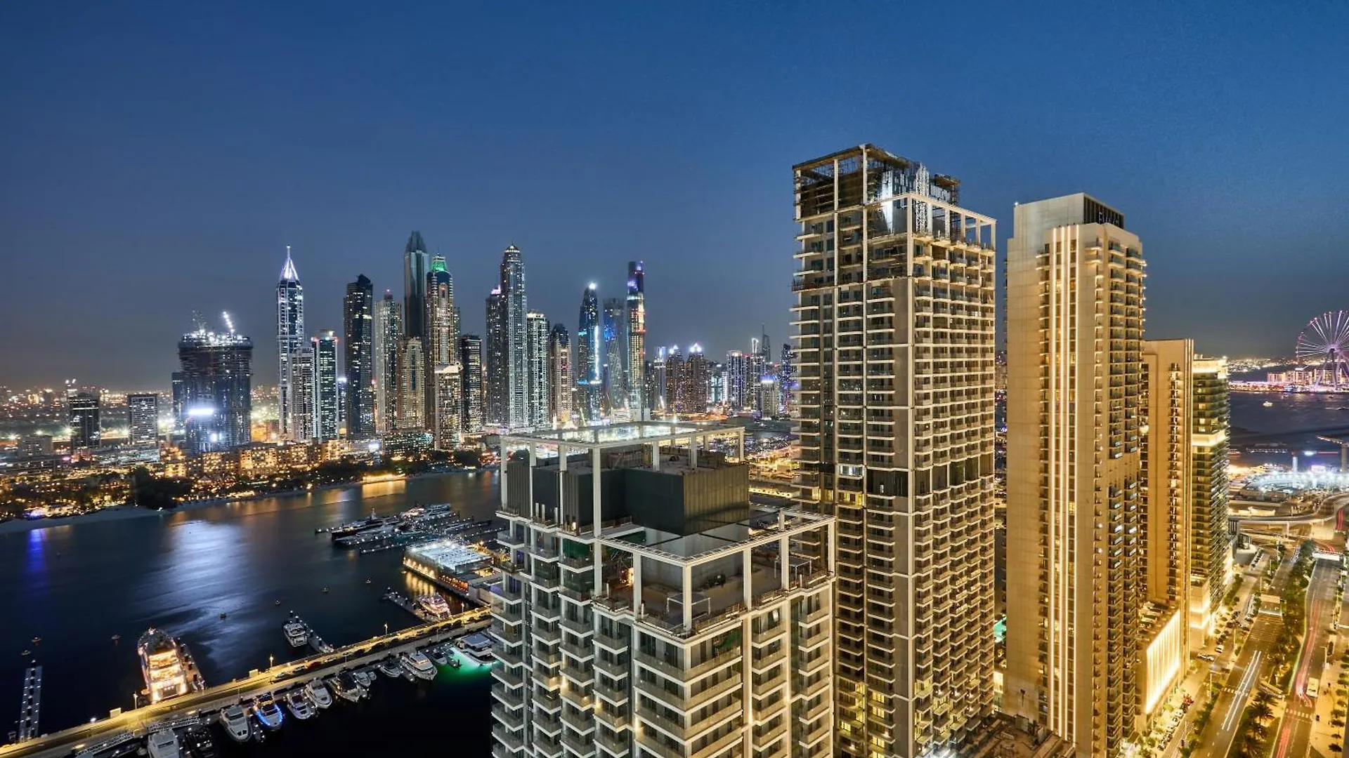 Luxury 2Br Apartment In Grand Bleu Tower At Emaar Beachfront - High Floor With Marina And City View, Private Beach Access By Stayfinity Dubai United Arab Emirates