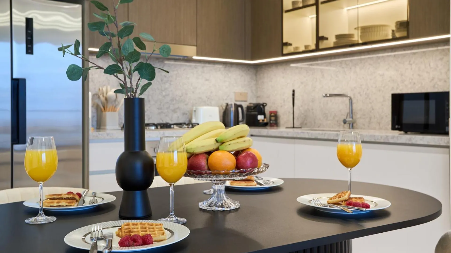 Luxury 2Br Apartment In Grand Bleu Tower At Emaar Beachfront - High Floor With Marina And City View, Private Beach Access By Stayfinity Dubai United Arab Emirates
