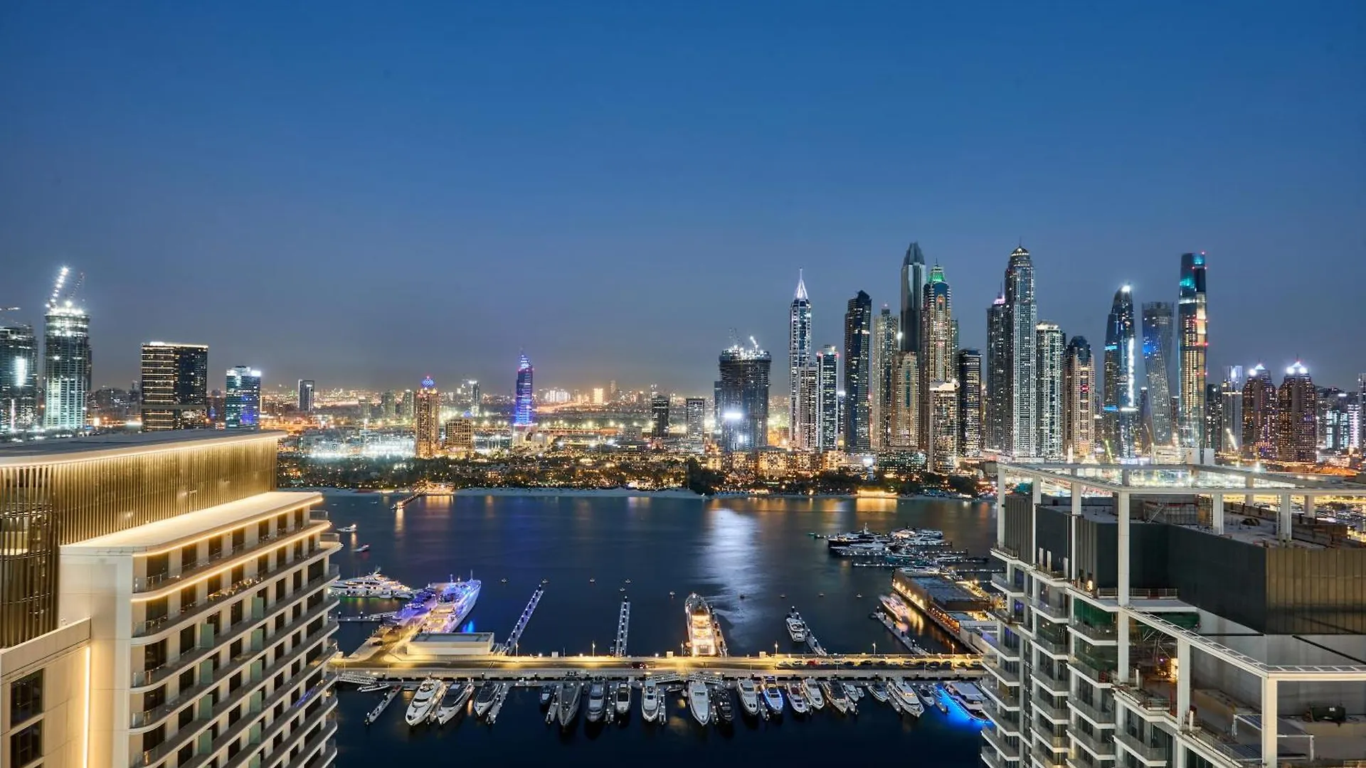 Luxury 2Br Apartment In Grand Bleu Tower At Emaar Beachfront - High Floor With Marina And City View, Private Beach Access By Stayfinity Dubai 0*,