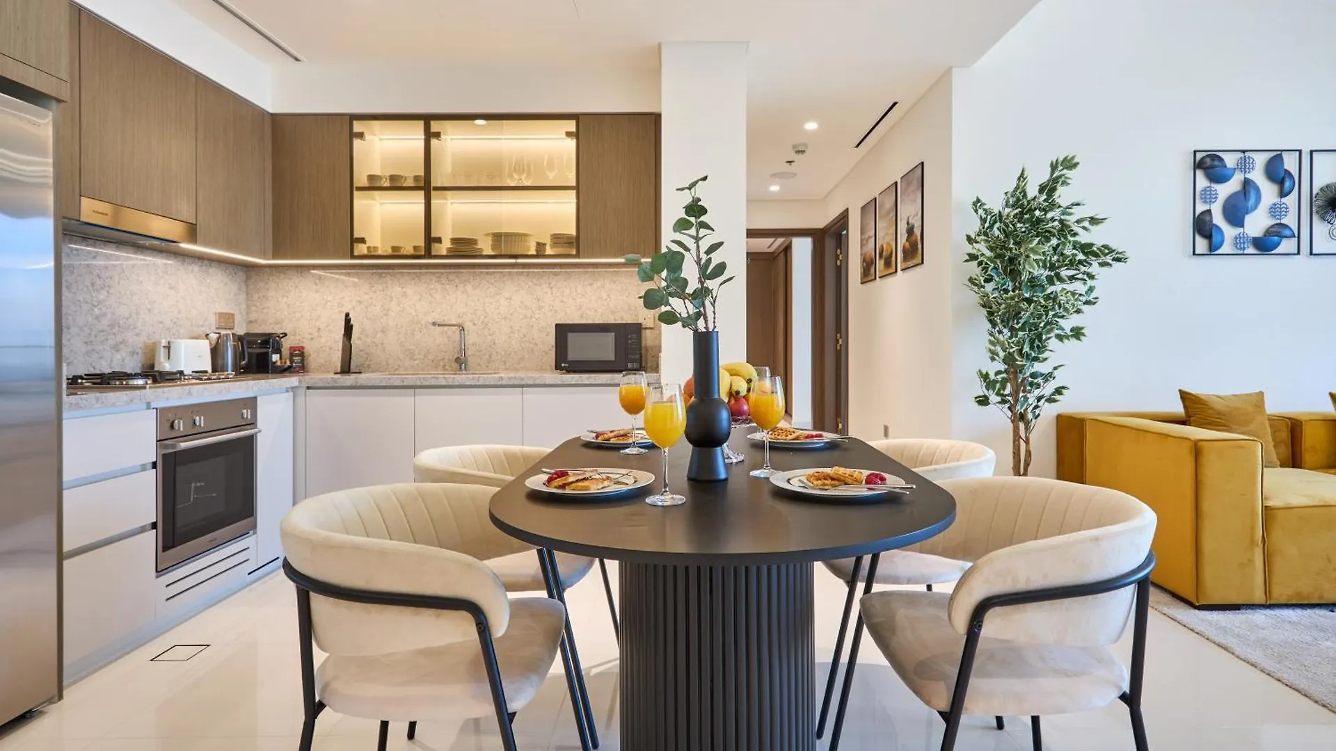 Luxury 2Br Apartment In Grand Bleu Tower At Emaar Beachfront - High Floor With Marina And City View, Private Beach Access By Stayfinity Dubai