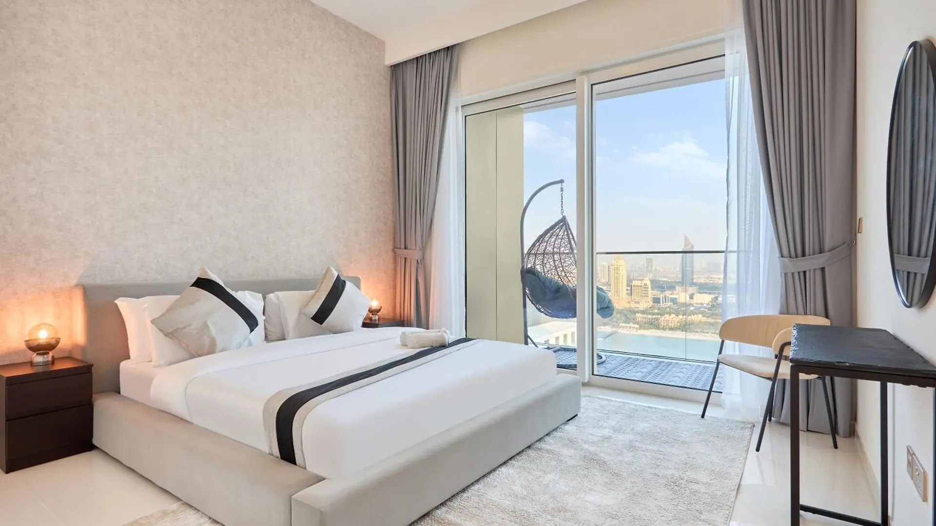 Luxury 2Br Apartment In Grand Bleu Tower At Emaar Beachfront - High Floor With Marina And City View, Private Beach Access By Stayfinity Dubai United Arab Emirates