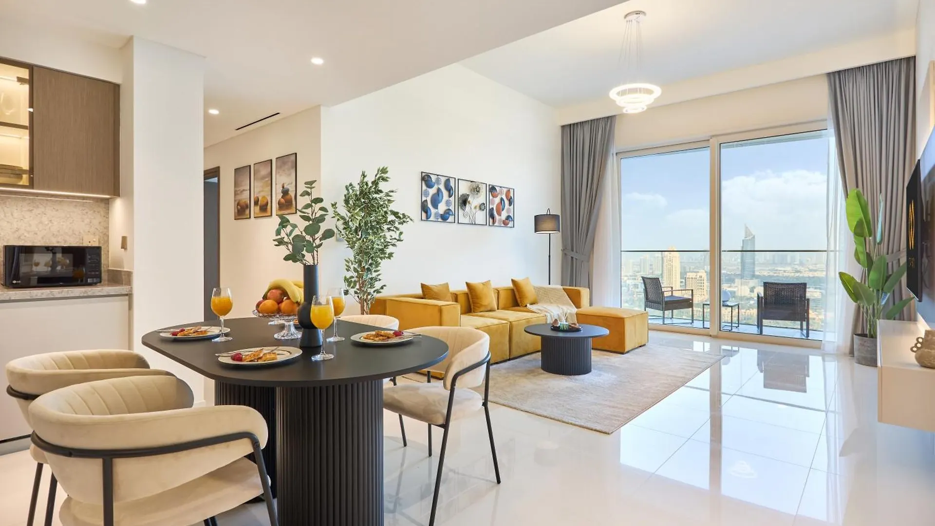 Luxury 2Br Apartment In Grand Bleu Tower At Emaar Beachfront - High Floor With Marina And City View, Private Beach Access By Stayfinity Dubai