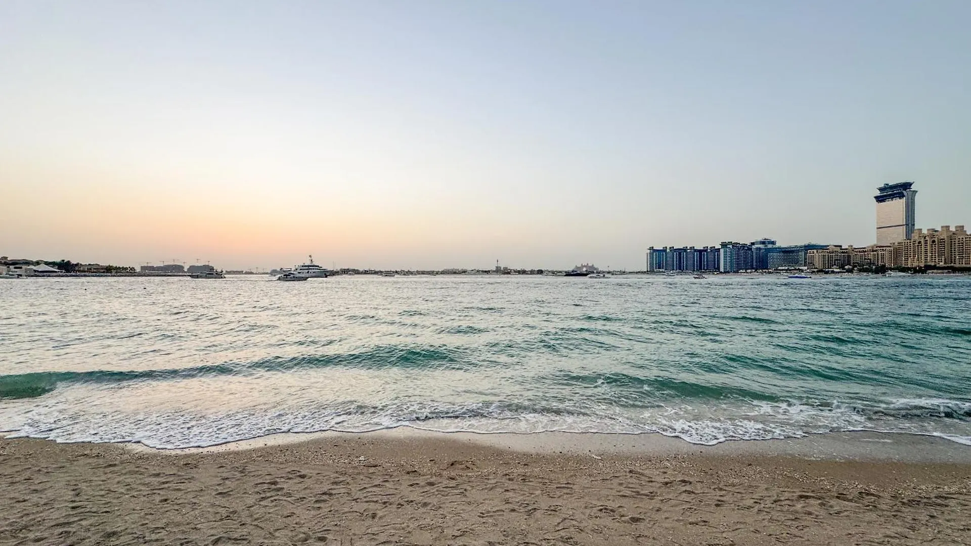 Luxury 2Br Apartment In Grand Bleu Tower At Emaar Beachfront - High Floor With Marina And City View, Private Beach Access By Stayfinity Dubai 0*,  United Arab Emirates