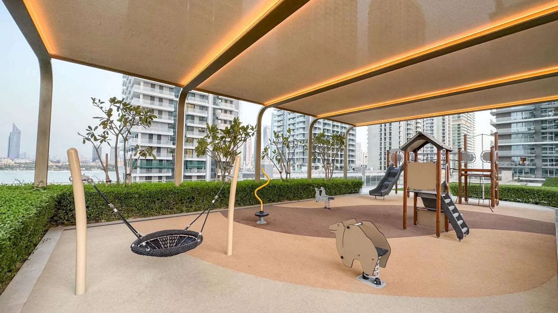 Luxury 2Br Apartment In Grand Bleu Tower At Emaar Beachfront - High Floor With Marina And City View, Private Beach Access By Stayfinity Dubai